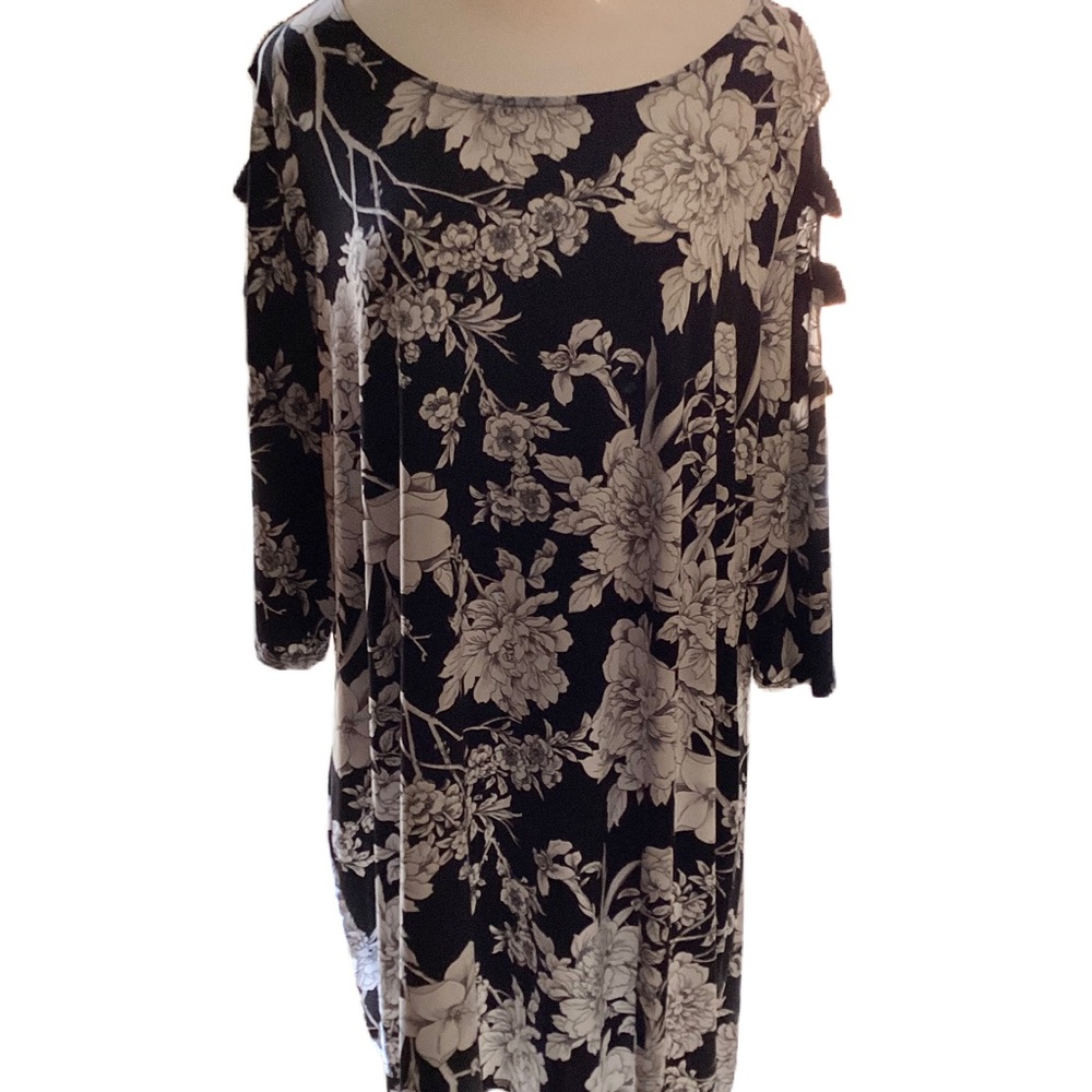 Avenue floral print dress 26/28